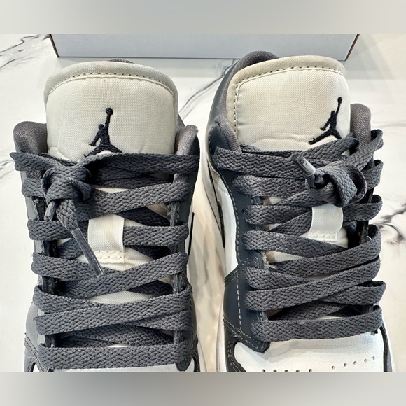 Nike Air Jordan 1 low women’s shoes sail/off noir-dark grey- white size 6.5 - Picture 3 of 13